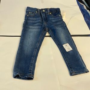 Toddler girls straight leg denim jeans. New, never worn with tags. Size 2T